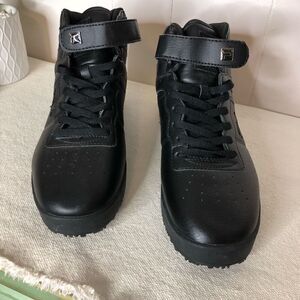 NWOT Fila Womens Fila Vulc 13 Slip Resistant High-Top Shoes Black Size 11